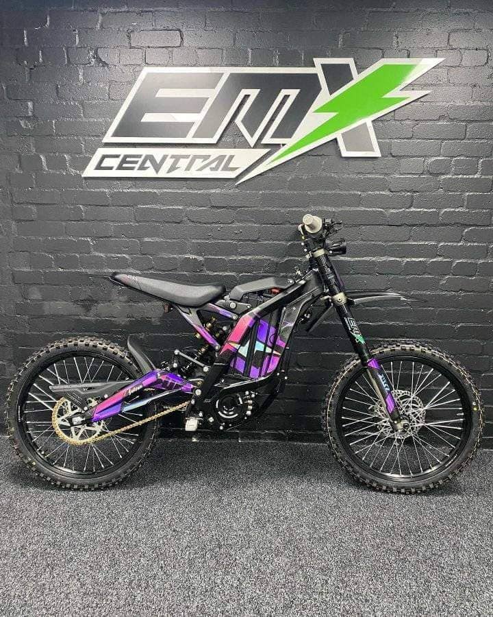 2023 Sur-Ron LBX Electric Dirt Bike in Purple & Black - Image 3