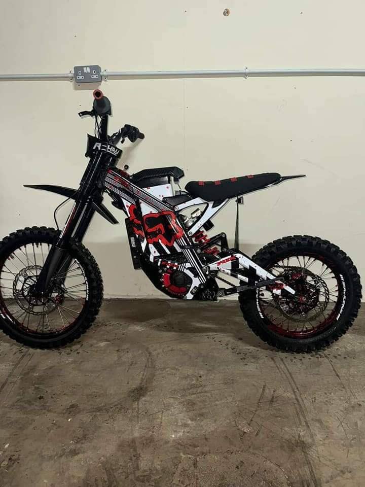 2023 Sur-Ron 72V Fully Loaded Electric Dirt Bike (Fairly Used) – White/Black/Red - Image 6