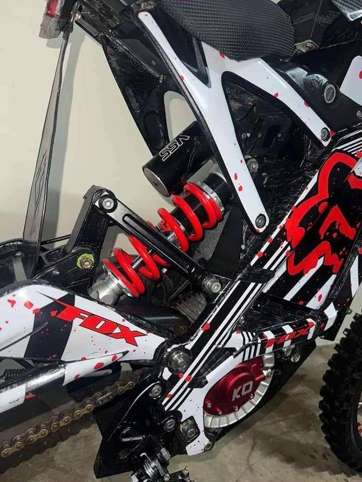 2023 Sur-Ron 72V Fully Loaded Electric Dirt Bike (Fairly Used) – White/Black/Red - Image 2